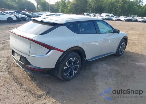 2022 Kia Ev6 Wind z USA, uszkodzony, nr VIN KNDC3DLC4N5087901